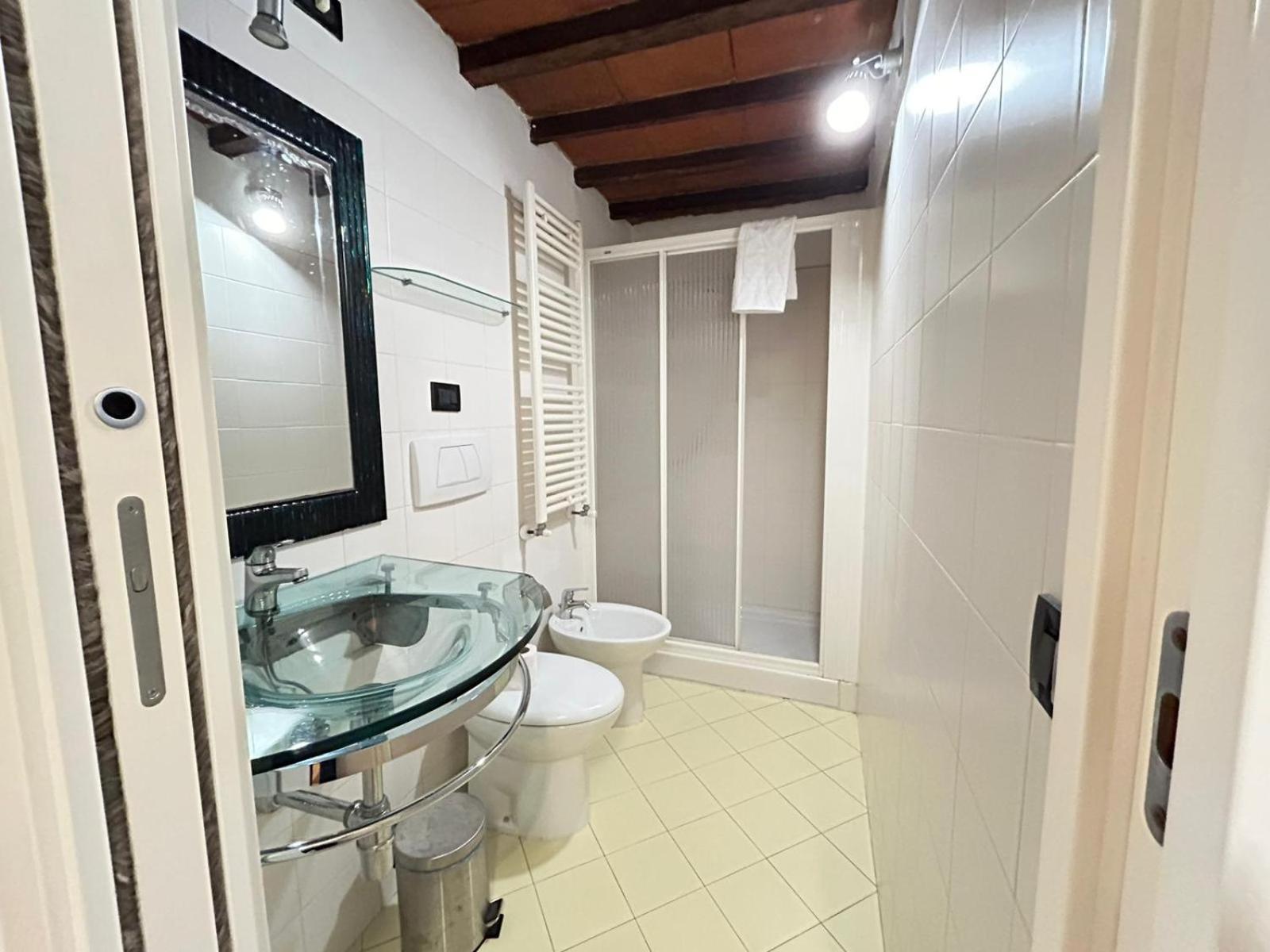 Boboli Boutique Apartment ฟลอเรนซ์ ภายนอก รูปภาพ