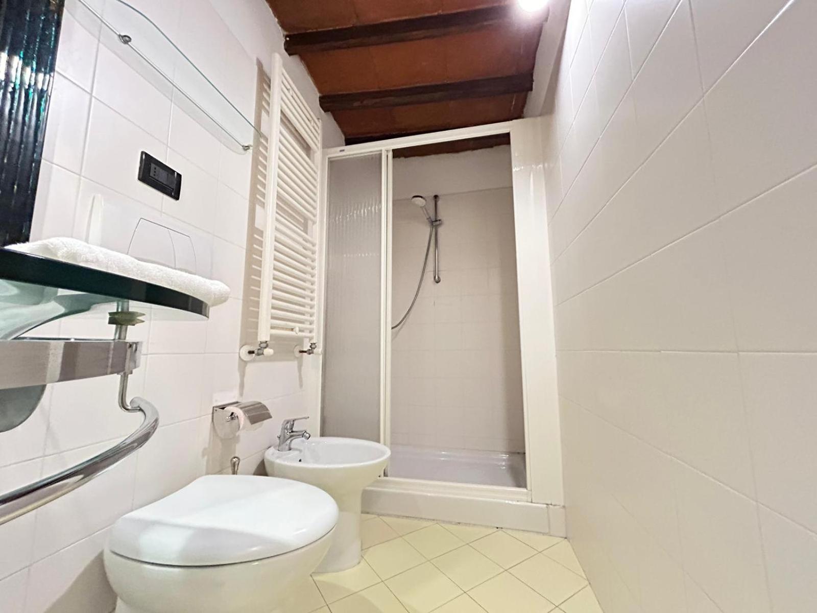 Boboli Boutique Apartment ฟลอเรนซ์ ภายนอก รูปภาพ